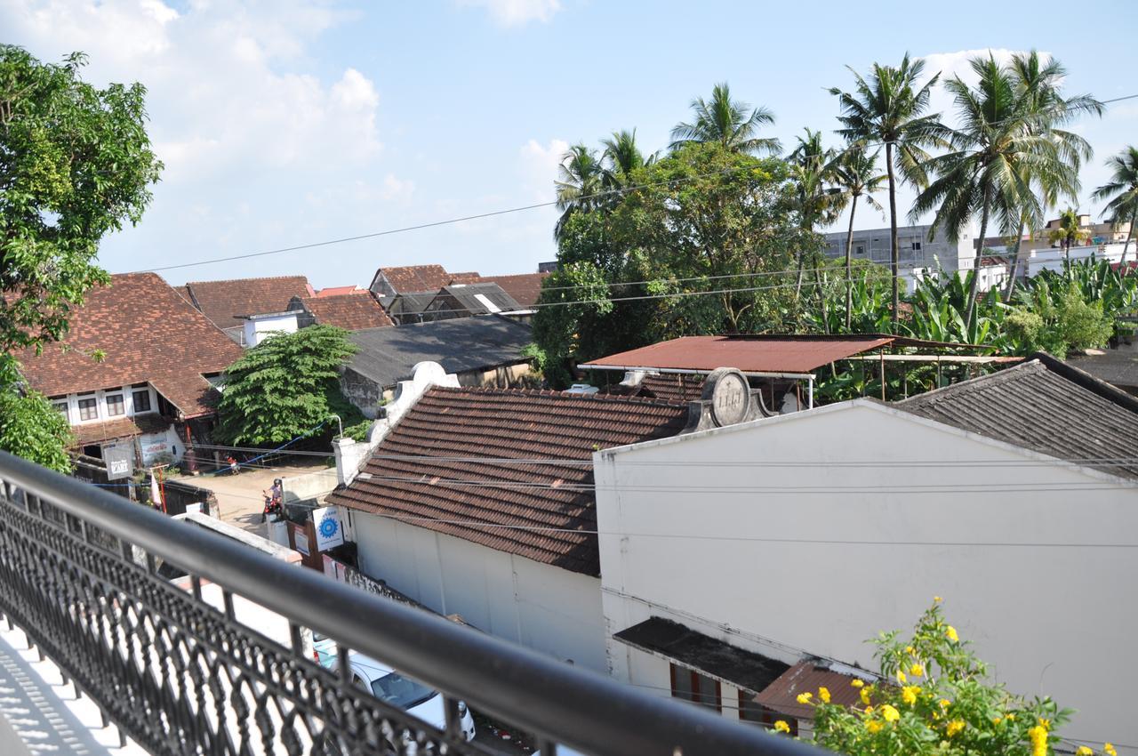 Daffodils Spice Court Kochi Exterior foto