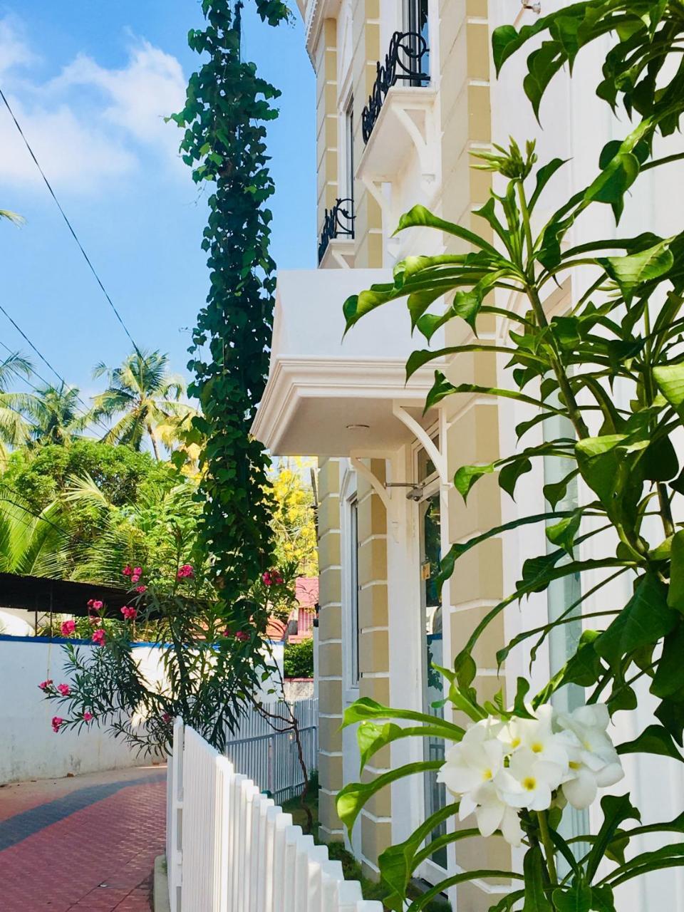 Daffodils Spice Court Kochi Exterior foto